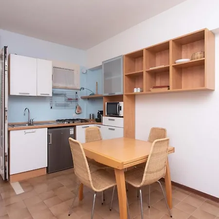 M278 - Marcelli, Delizioso Bilocale Con Terrazzo Apartamento Marcelli