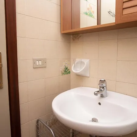 M278 - Marcelli, Delizioso Bilocale Con Terrazzo Apartamento Marcelli